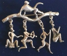 BROOCH South Africa Tribal Sterling Silver Brooch very unusual  EXCELLENT RARE