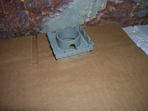 Vintage 1956 MARX CASTLE BATTLEMENT FOR CORNER TOWER TIN LITHO ROBINHOOD PLAYSET