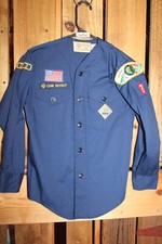 Boy Scouts of America Youth Shirt Medium  Blue Cub Sewn on patches Long Sleeve