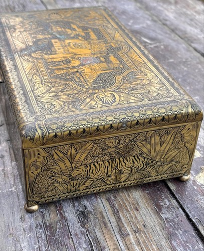 Vintage Brass & Wood Indian Cigar Box - Picture 3 of 8