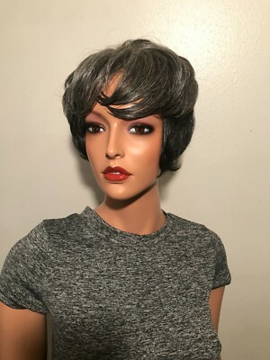 NWT Bobbi Silver/ Black Superior Fitting Lace Front Short Layered Cut Wig