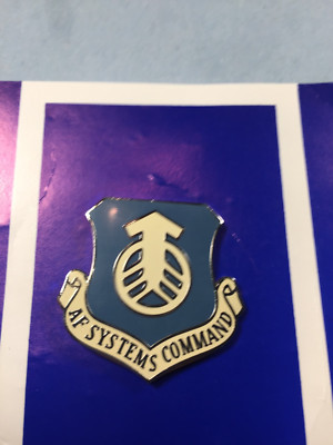 US Air Force -Metal Badge, AF Systems Command (1-1/2'' x 1-1/'') on org. card