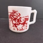 Vtg Hazel Atlas Davey Crockett Indian Fighter Red /White Milk Glass Child’s Mug