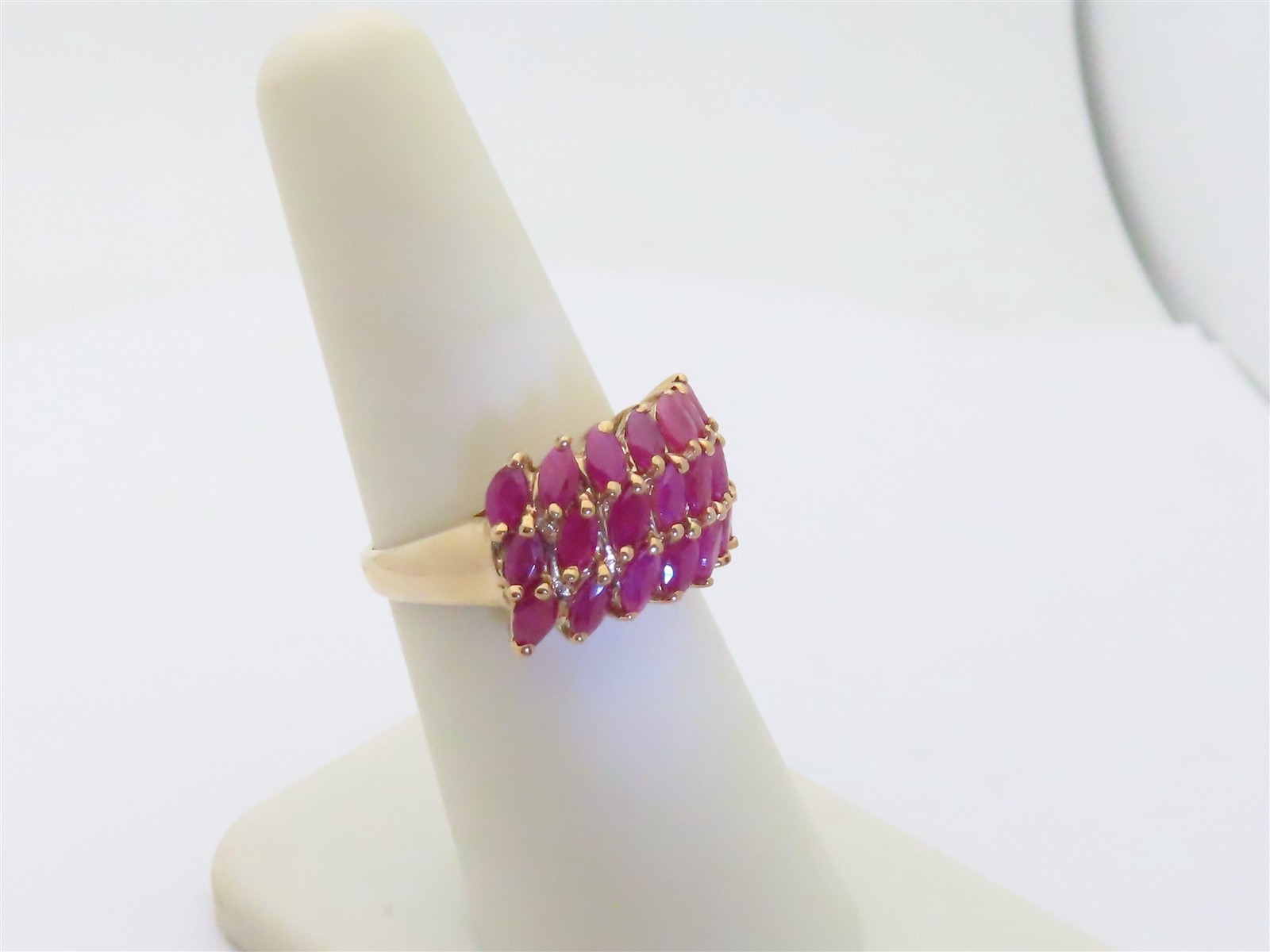 Vintage Natural Ruby Rings Solid Gold Womens Jewe… - image 2