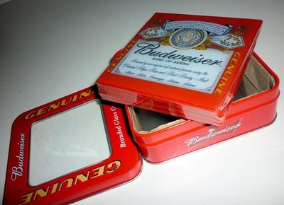 4 UNGEWÖHNLICHE RETRO GLAS BUDWEISER KÖNIG DES BIERS MARKEN WERBUNG UNTERSETZER IN DOSE