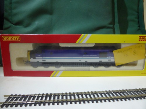 Hornby R2775 DCC ausgestattet Regional Railway Diesel Electric Class 37 37414 Originalverpackt | Zustand: Used