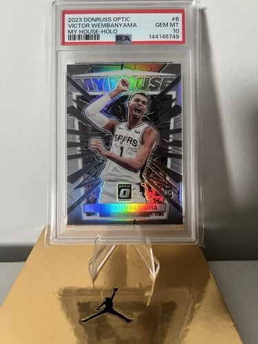2023 Panini Prizm Victor Wembanyama PSA 10