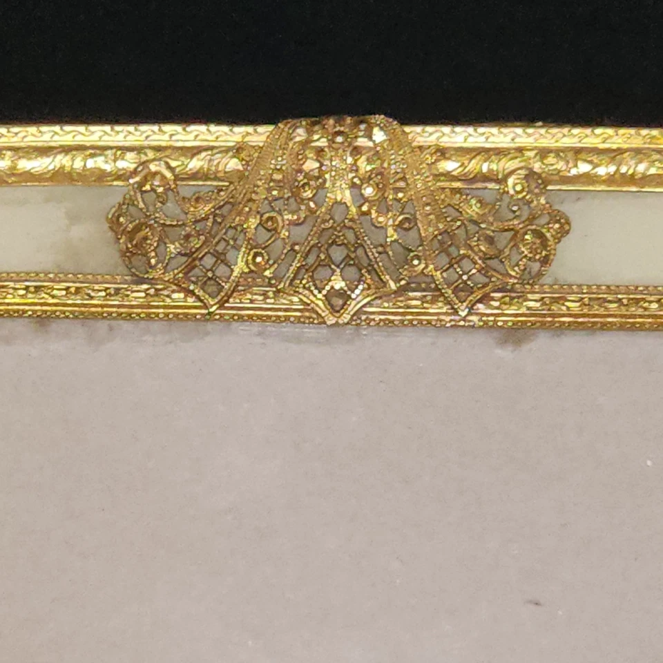 RARO Antiguo Marco de Filigrana Ormolu Oro Francés Vidrio Convexo VIDEO 15" Foto 3 de 4
