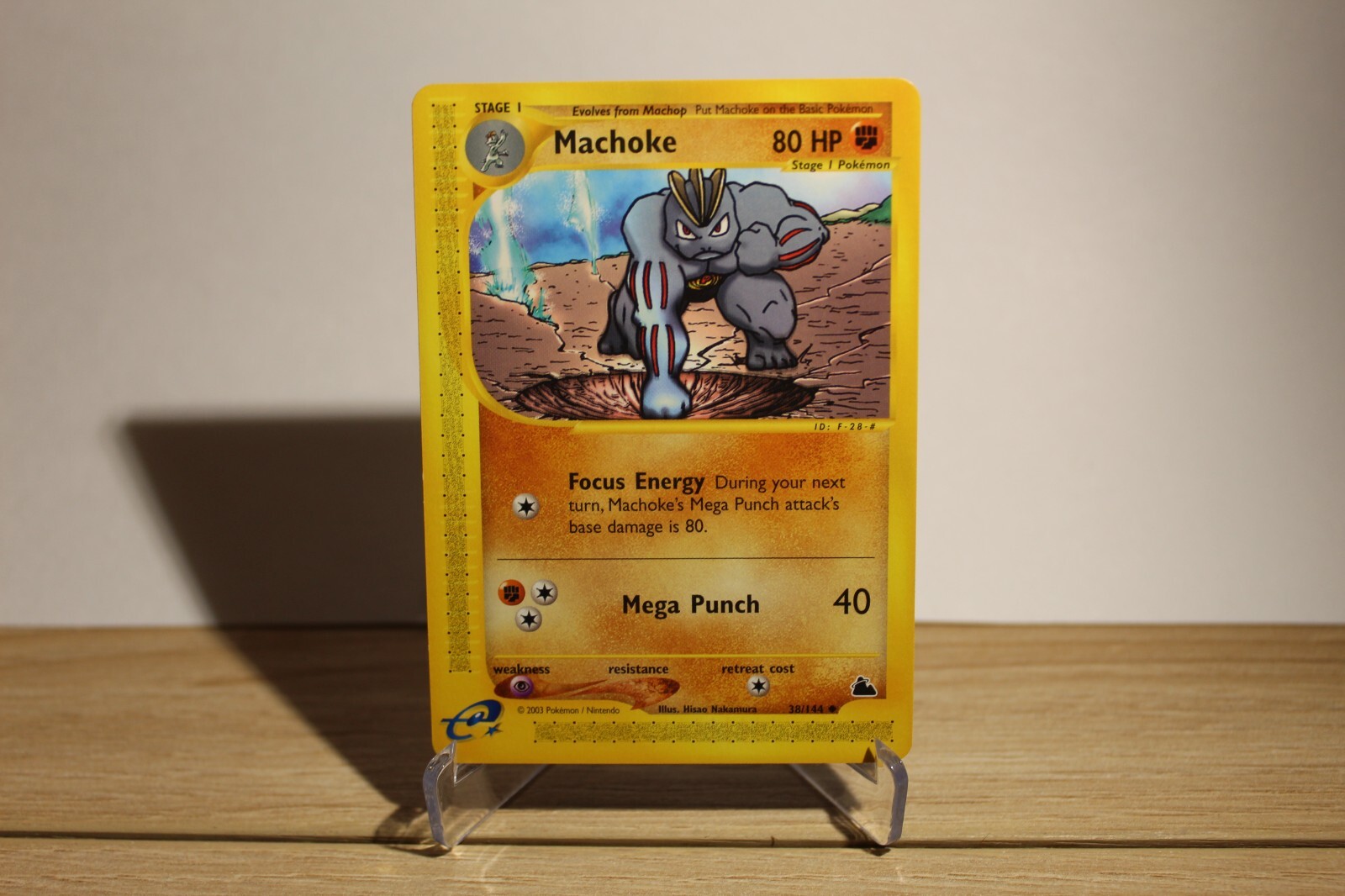 Machoke 38/144 Skyridge WOTC Regular Pokemon 2003 NM/LP