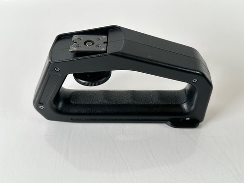 Canon EOS C300 MK I Digital Cinema Camera EF Mount And Accessories (794 Hours) - Picture 7 of 19