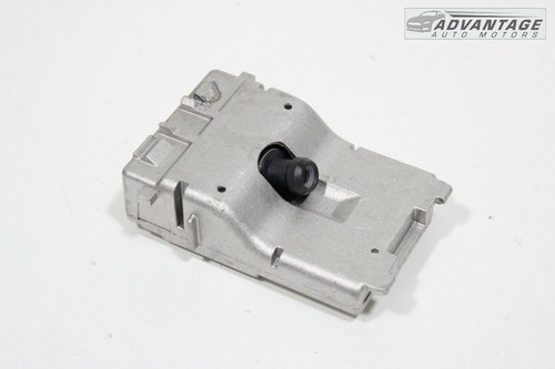 2017-2020 CHRYSLER PACIFICA FRONT WINDSHIELD LANE DEPARTURE CAMERA MODULE OEM