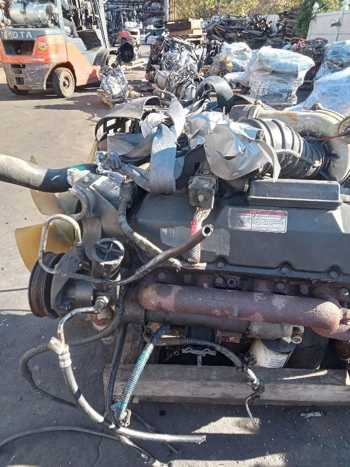 Used Engine Complete Assembly fits: 2001 Ford F250SD PICKUP 7.3L VIN F 8th digit Foto 4 de 4