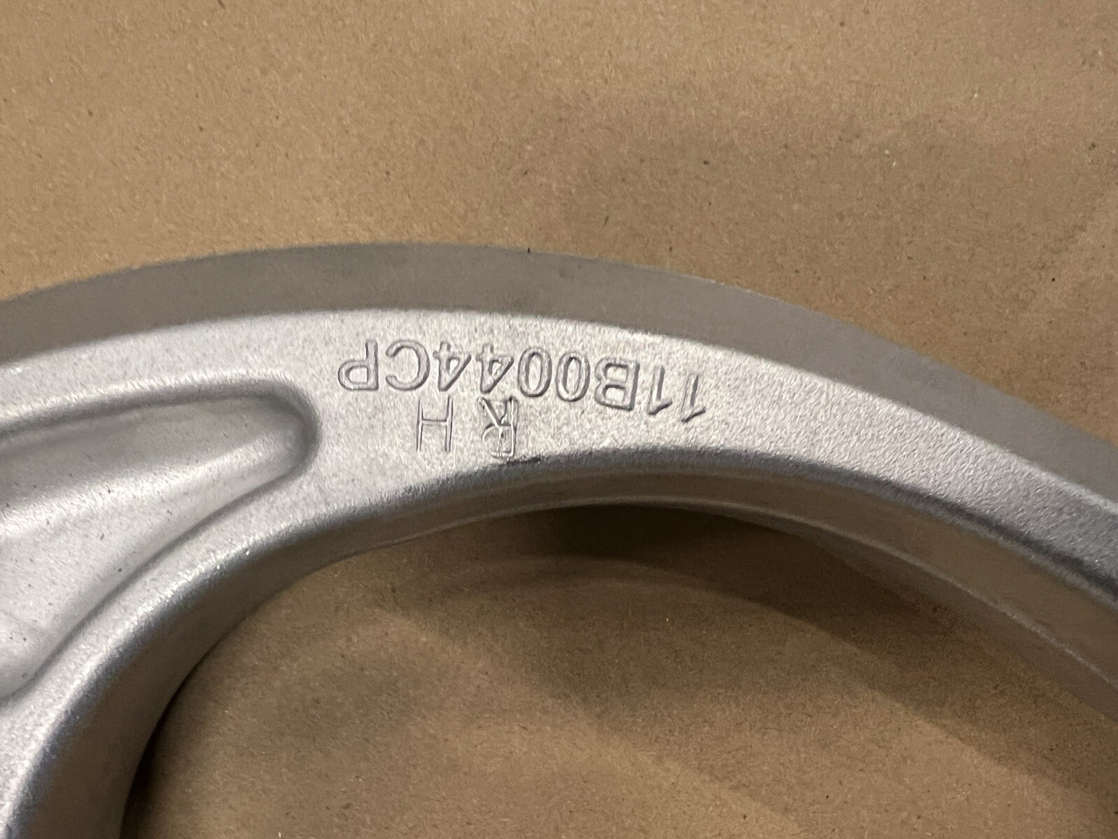 McLaren MP4-12C 650S 570S Front Right RH Upper Control Arm 11B0044CP / 11B0367CP