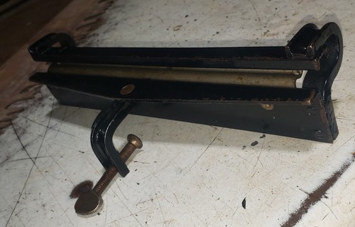 Vintage E.C. Stearns & Co. 10" Bench Mount Saw Vice.Vertical or horizontal mount - Picture 8 of 18