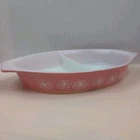 Pyrex Pink Daisy Divided Serving Bowl Casserole Dish Vintage Milk Glass 1.5Qt