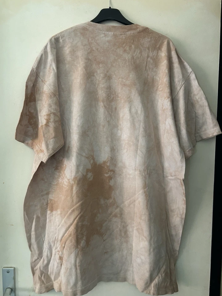 The Mountain Carlin Pug T Shirt XL Oversize Tie Dye Chien USA Animal Vintage - Photo 2/4