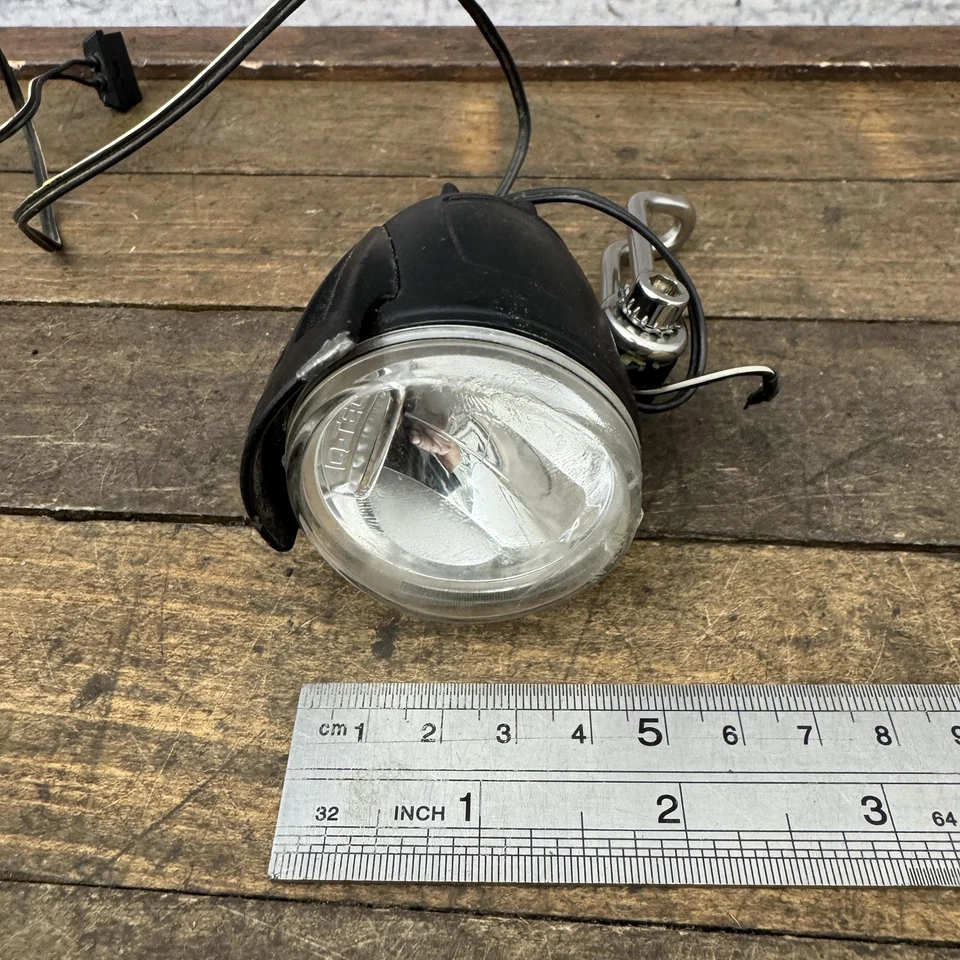 Faro delantero negro para bicicleta Busch & Müller Lumotec IQ Cyo Plus LED Dynamo Foto 3 de 4