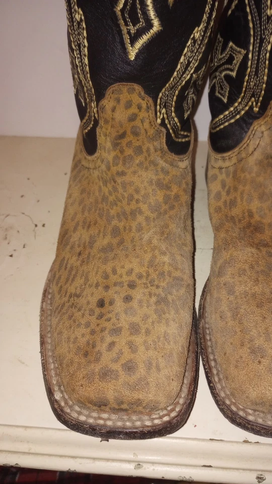 Botas Nocona Para Mujer Estampado Leapord Puntera Cuadrada Cuero Original Souls Talla 6.5B Foto 3 de 4