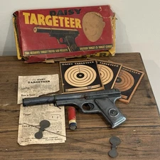 Vintage Daisy Targeteer Pellet Pistol Working Set w Box Targets Manual Rare