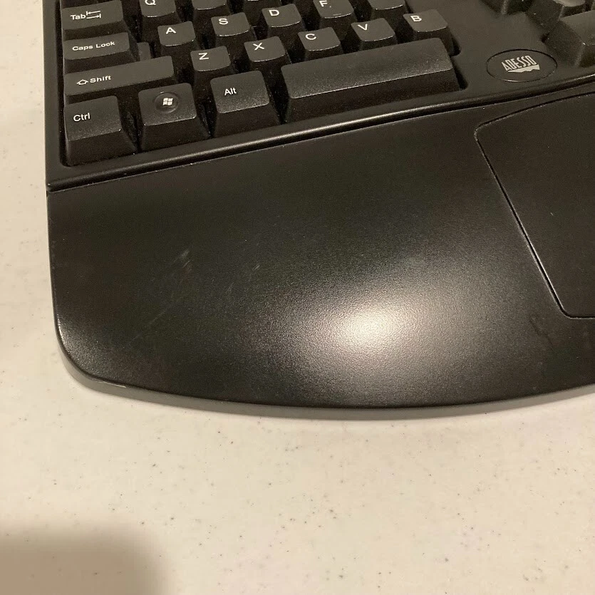 Adesso ERGONOMIC Wired Keyboard PCK-208B Contoured Black Gaming Media TESTED - Image 2 of 4