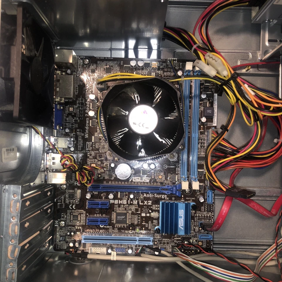 syx -p8h61-mlx2  desktop windows 7 pro no HDD - Image 3 of 4