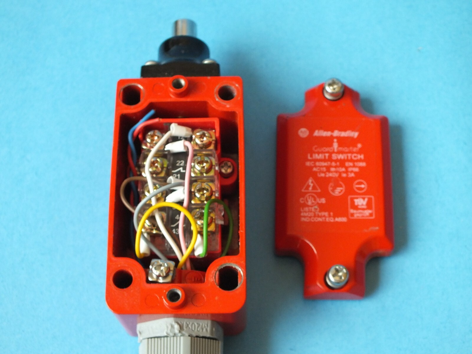 AllenBradley 4M20 TYPE 1 Limit switch eBay