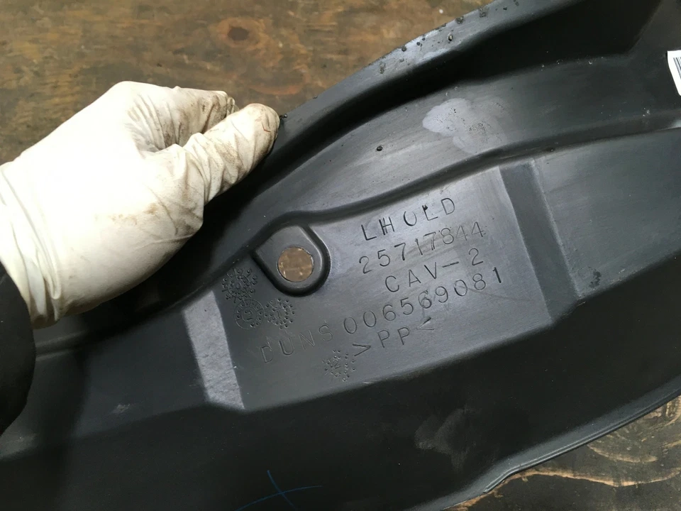 Buick Lesabre 2003 sedán delantero izquierdo lado del conductor guardabarros protector contra salpicaduras fabricante de equipos originales+ Foto 4 de 4