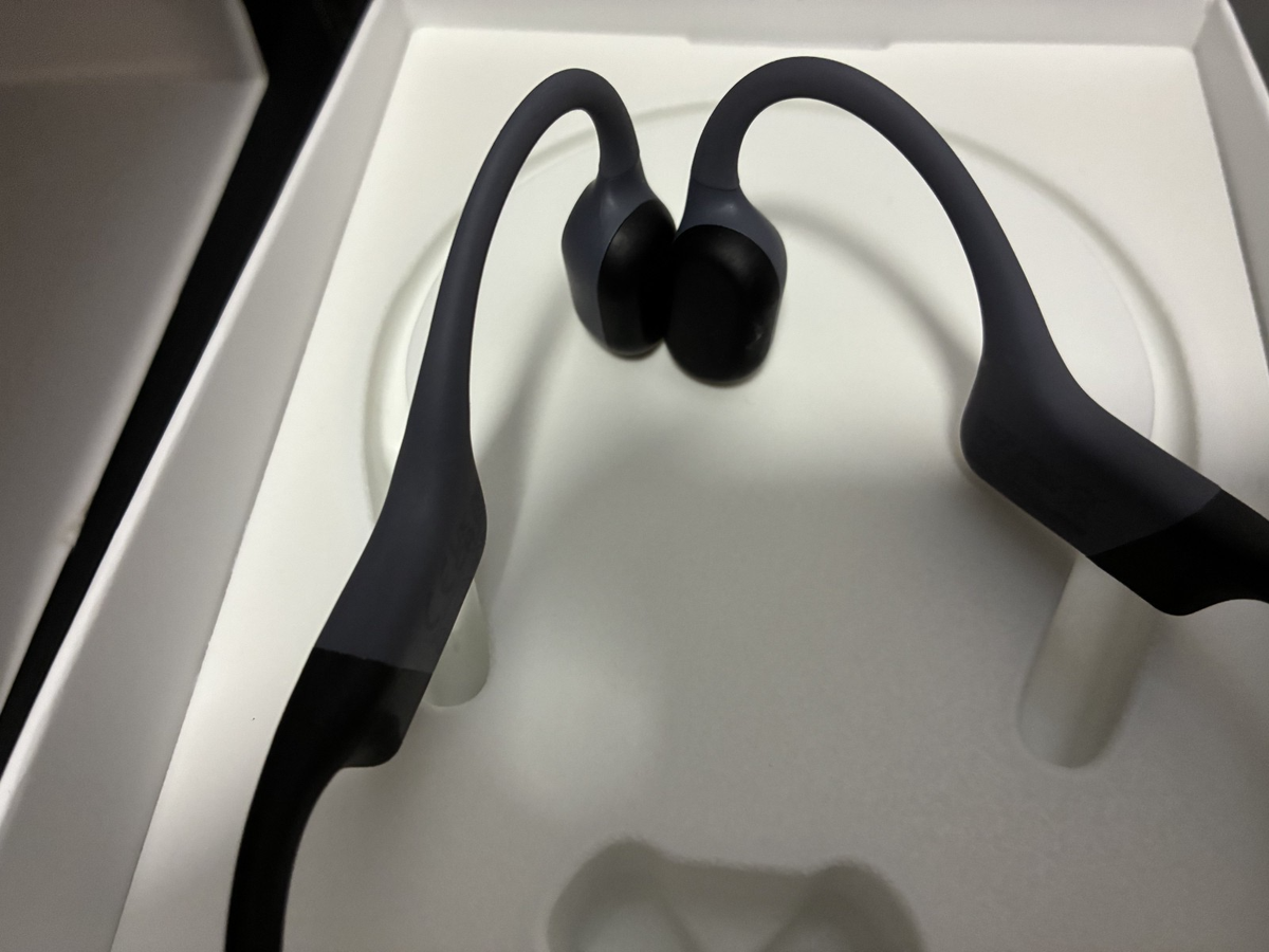 Shokz - OpenSwim Pro Bone Conduction Sports Headphone S710 - Gray
