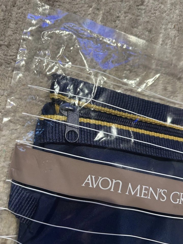 Bolso de Mano Avon Hombre Grooming Traveler Vintage 1987 Azul Sellado Foto 2 de 3