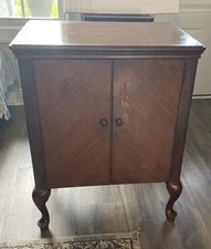 Vintage Singer Sewing Machine Cabinet  No. 48  For  201 Sewing Machines 1938