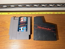 READ DESC. Nintendo NES Console Bundle: Super Mario Bros Duck Hunt Zapper Cables