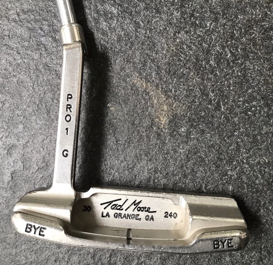 Tad Moore 1997 Tour Pro 1 Giraffe Bye Bye Putter 35 Inch/ W Super Stroke Grip - Image 2 of 4