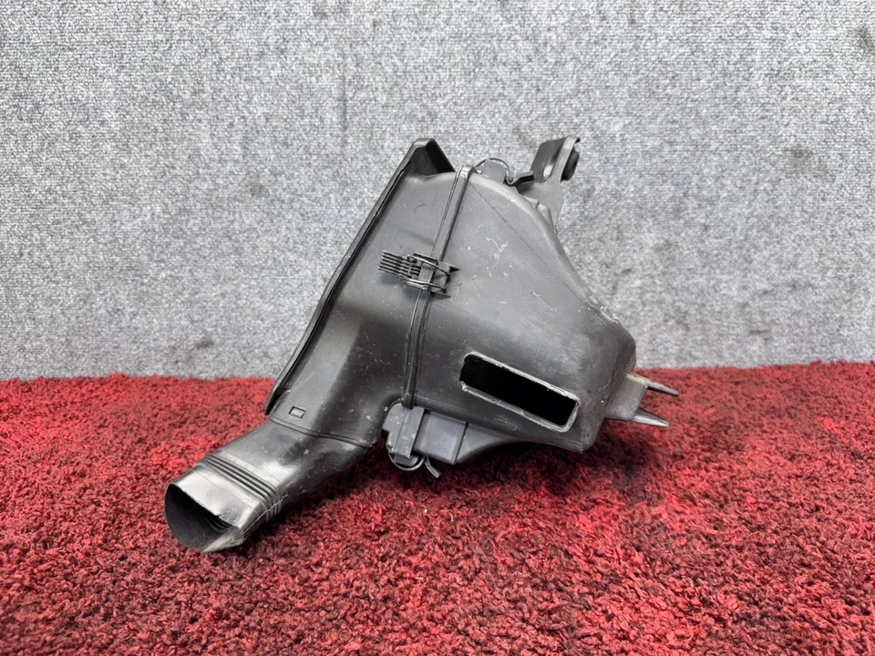 Conjunto de caja de filtro de admisión de aire BMW 2001-2006 E46 E83 OEM 121K Foto 4 de 4