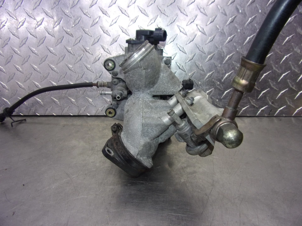 CORPOS DO CORPO DO ACELERADOR 820 A HONDA VTX 1800 C 2003 OEM - Imagem 3 de 4