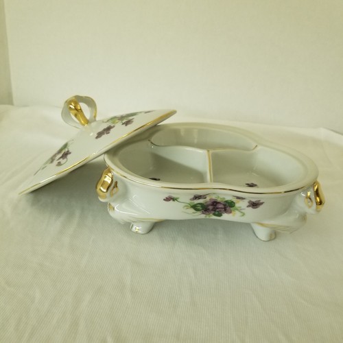 Vtg Porcelain Soap Box Trinket Vanity Trefoil Handpainted Violets Lid Legs Gilt - Picture 9 of 11