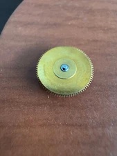 VINTAGE N.O.S. COMPLETE BARREL & ARBOR (NO MAINSPRING) FOR UNIVERSAL GENEVE 2-67