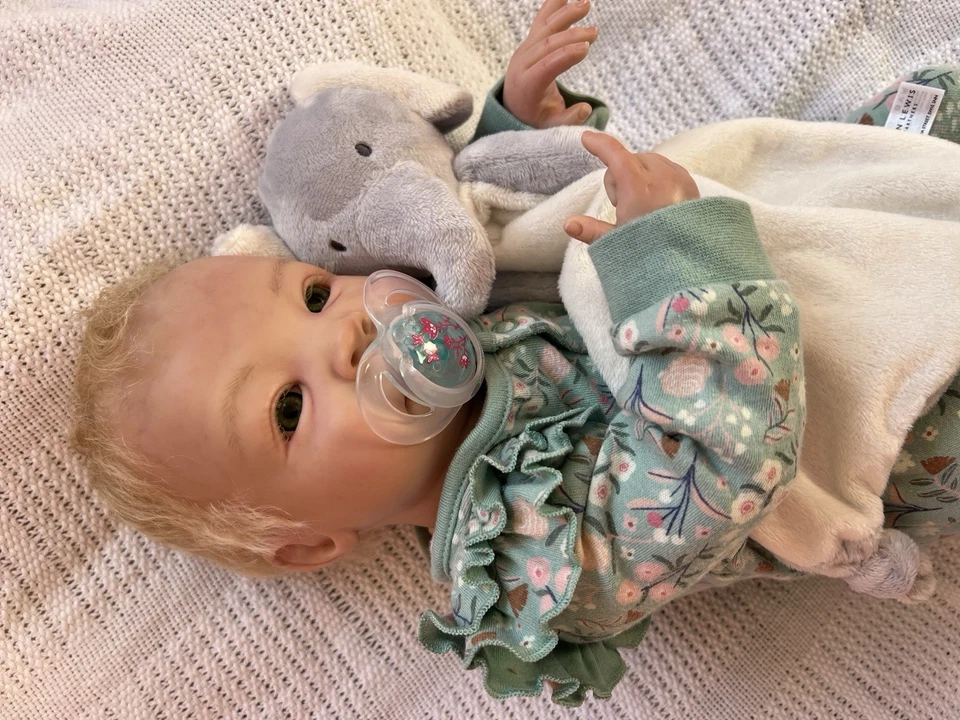 Bountiful Baby Shyann by Aliene Petersen Reborn Baby Doll Vinyl Limbs - Image 3 of 4