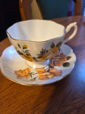 Vtg Queen Anne Bone ChinaYellow Roses Footed  Cup & Saucer Gorgeuos!