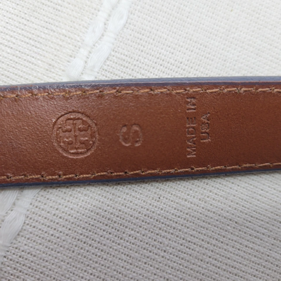 Tory Burch Thin Crackle Silver Leather Belt S Black Logo Buckle Fits 33"–38" USA - Image 3 of 4