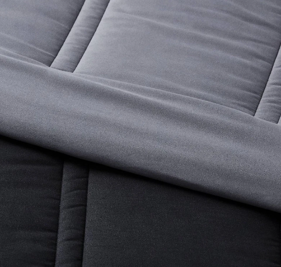 Room Essentials Twin/XL Twin Lofty Microfiber Comforter, New - Image 3 of 4