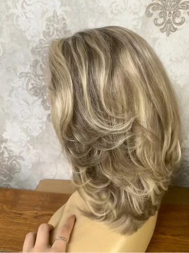 Ombre Highlight Blonde Wave 100%  Human Hair For Women 13x4 Lace Front Wig
