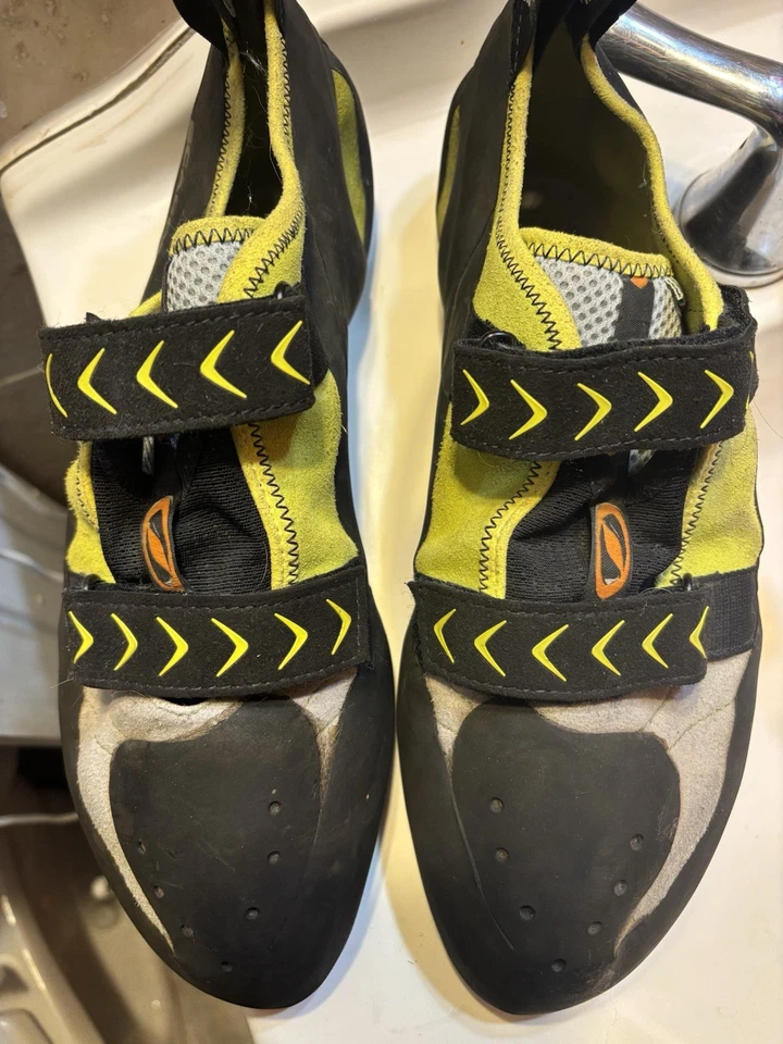 Zapatos de escalada Scarpa Vapor V para hombre talla 15/16 amarillo/negro. Foto 2 de 3
