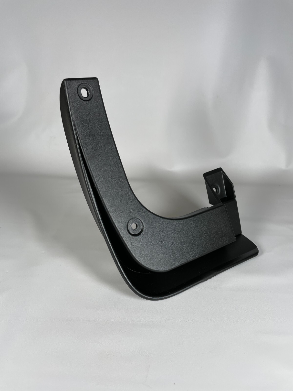 86832A7000 Genuine Hyundai / KIA GUARD ASSY-FR MUD RH | eBay