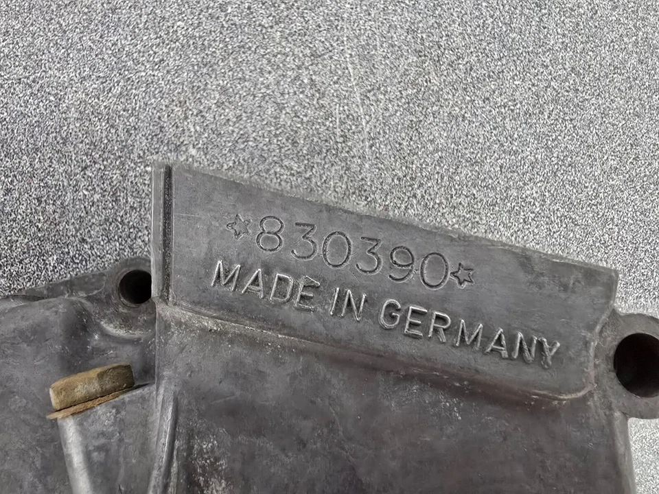 VERY NICE ORIGINAL 1966 PORSCHE 912 ENGINE BLOCK 3RD THIRD MEMBER 830390 - Image 3 of 4