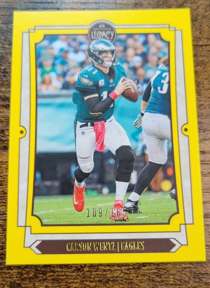 2019 Panini Legacy Yellow Short Print /165 Carson Wentz #81 Eagles Chiefs