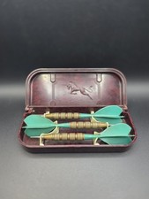 Vintage Unicorn Darts Of Distinction Dart Set W/ Green Flights and Plastic Case