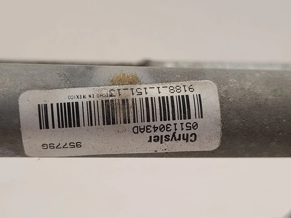 2009-2014 VOLKSWAGEN ROUTAN Windshield Wiper Motor 7B0955119        - Image 4 of 4