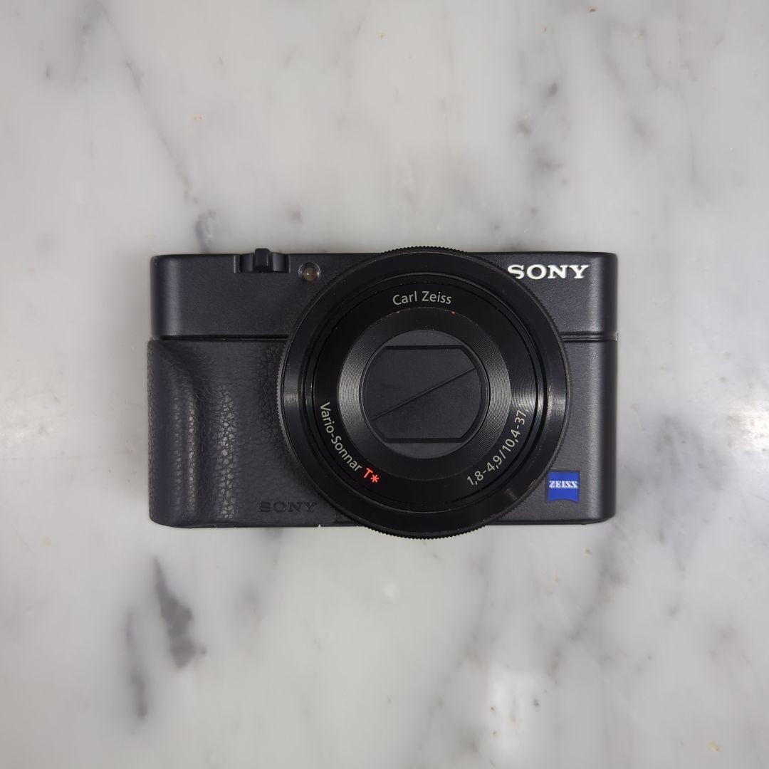 Sony Cyber-shot DSC-RX100 Compact Digital Camera 20.2MP Vario Sonnar F1.8