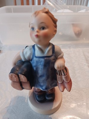 goebel hummel 1981 ''Boots'' 143/0 5 inch