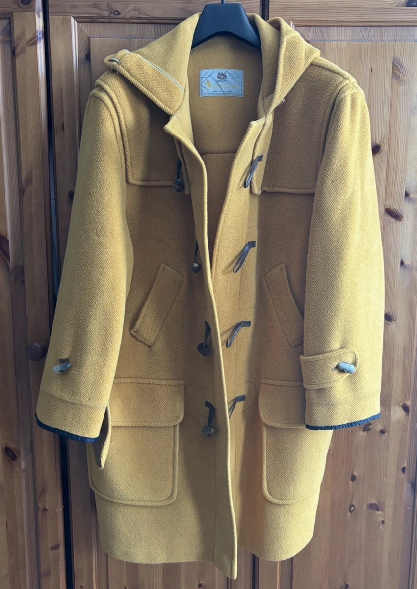 Aquascutum　ロングコート　ウール100%　イングランド製　イエロー Aquascutum Yellow Coats, Jackets & Waistcoats for Women for sale